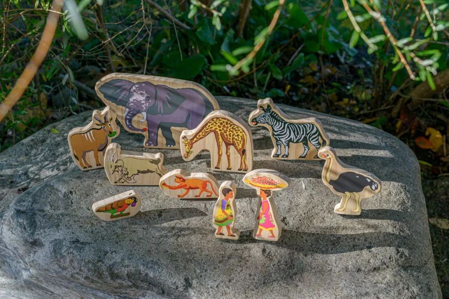 Yellow Door Wooden Resources | Handa'S Surprise Wooden Character Set