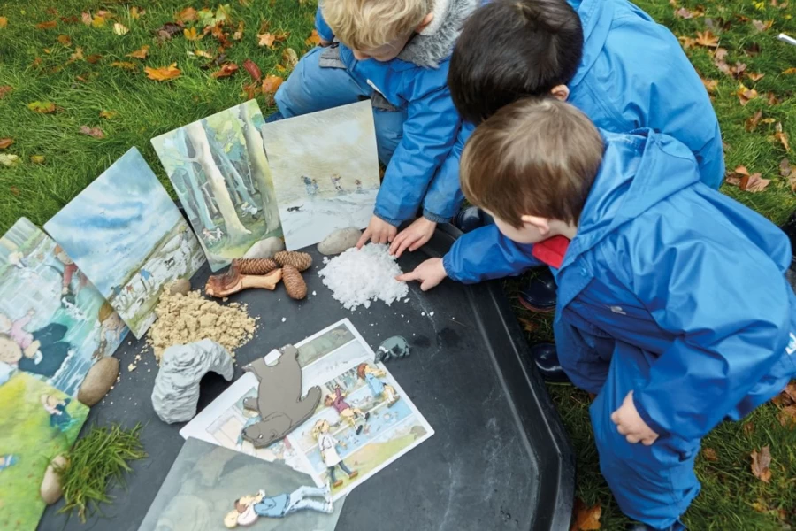 Yellow Door Literacy Outdoors | We'Re Going On A Bear Hunt Story Talk Cards